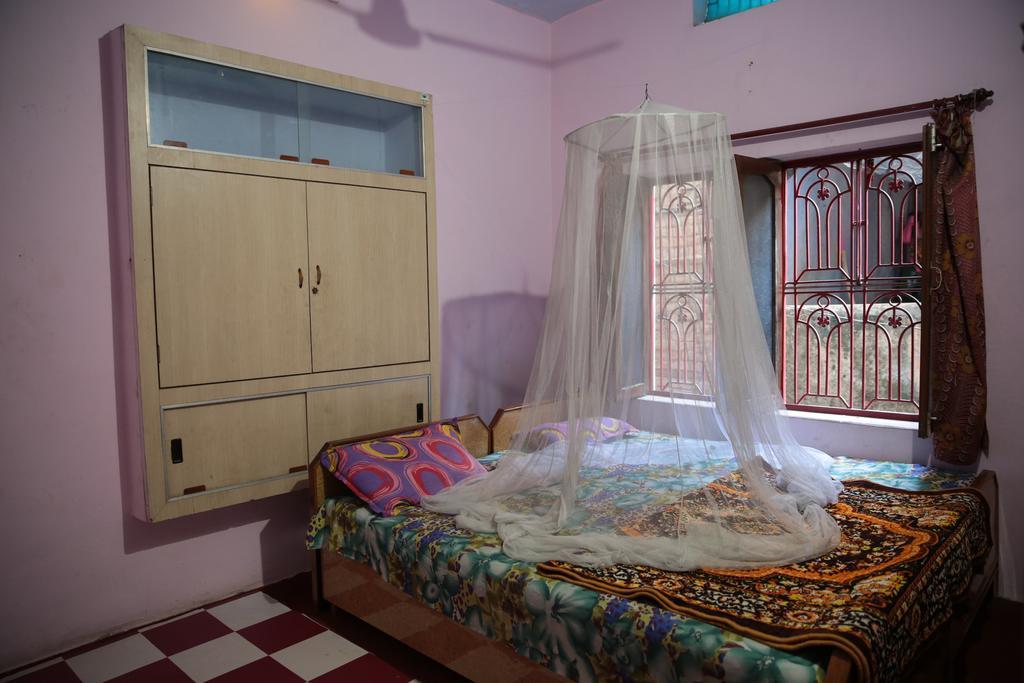 Somit Paying Guest House Varanasi Exterior photo